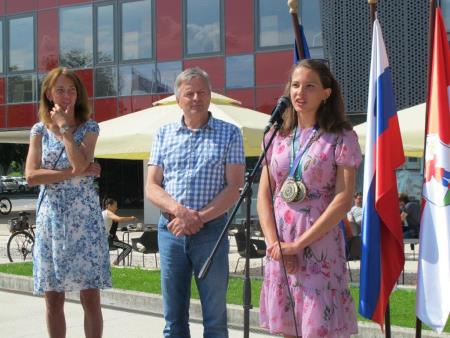 Ob županu Iris Breganski in Mojca Breganski